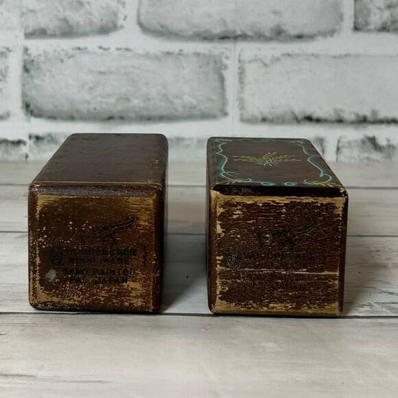 Vintage Wood Pecker Wooden Salt and Pepper Shaker Square Rectangle Painted MCM - Picture 3 of 5